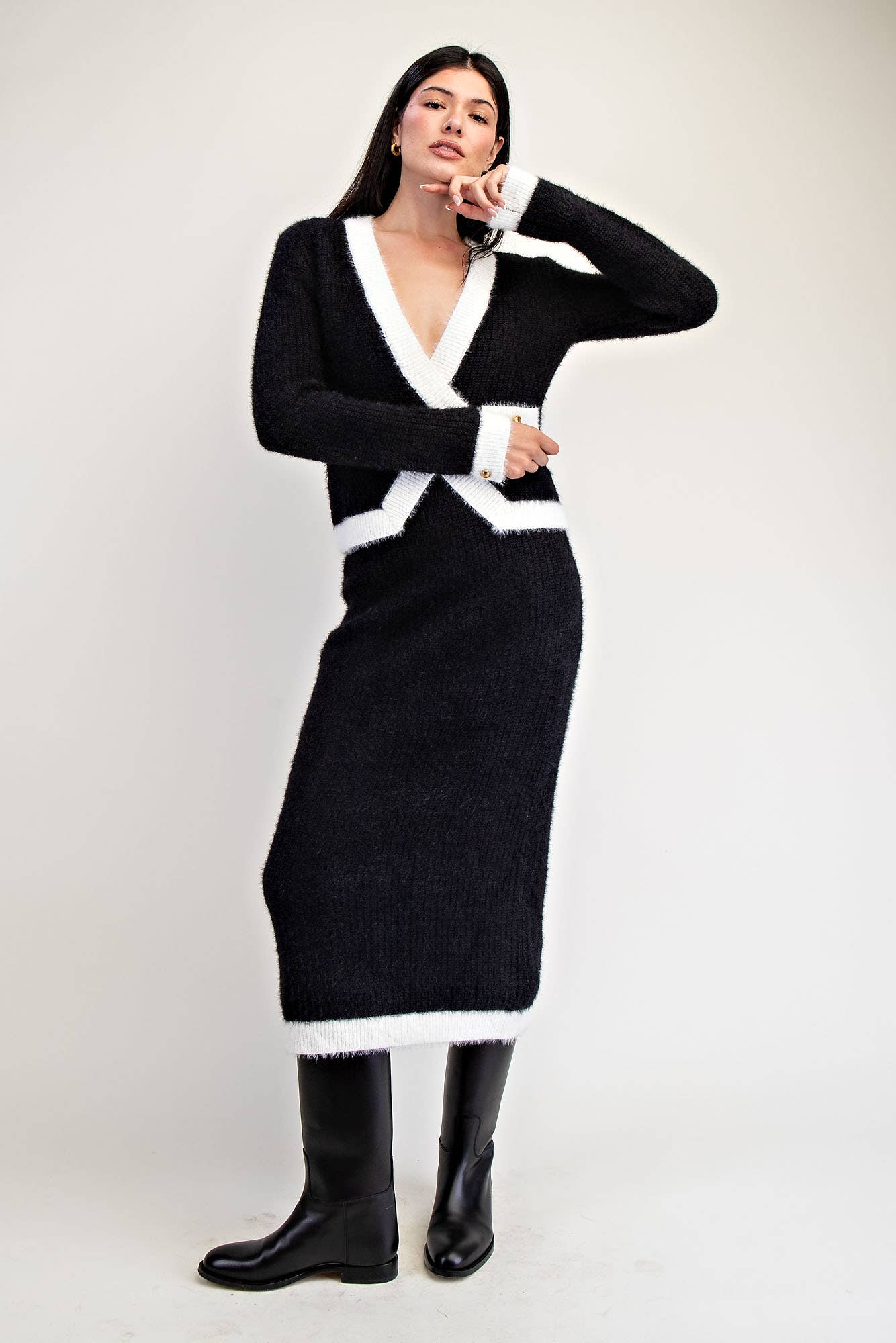 FUZZY SWEATER MIDI SKIRT WITH CONTRAST EDGE: Blk / S