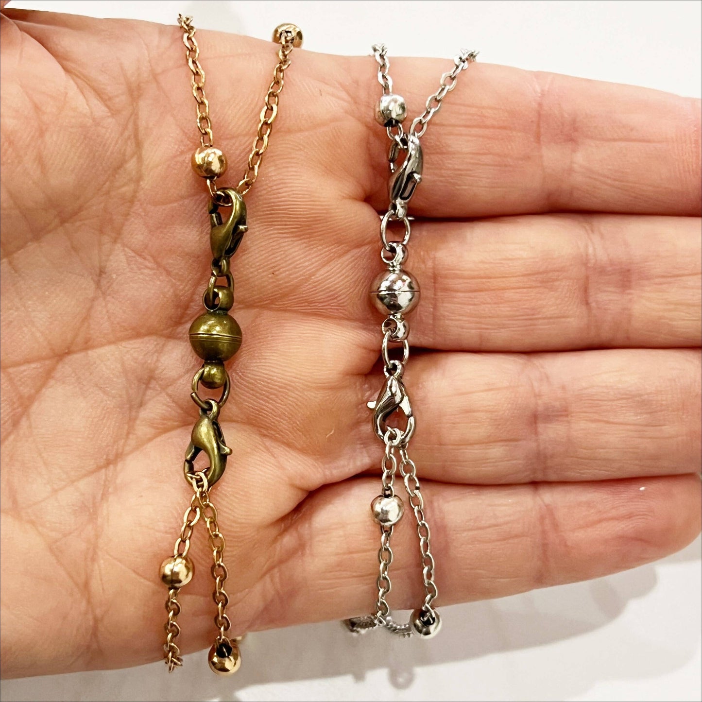 Katia Designs - HAVE FAITH | HEART | Dainty: Gold / Off-White Howlite Cross