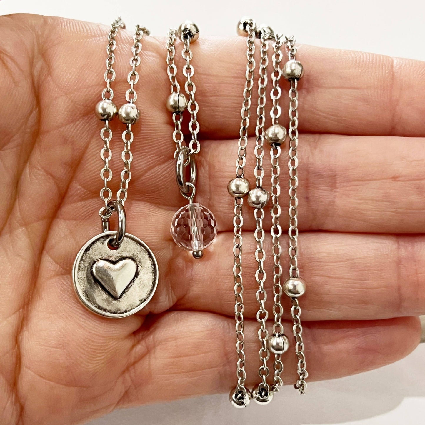 Katia Designs - HAVE FAITH | HEART | Dainty: Gold / Off-White Howlite Cross