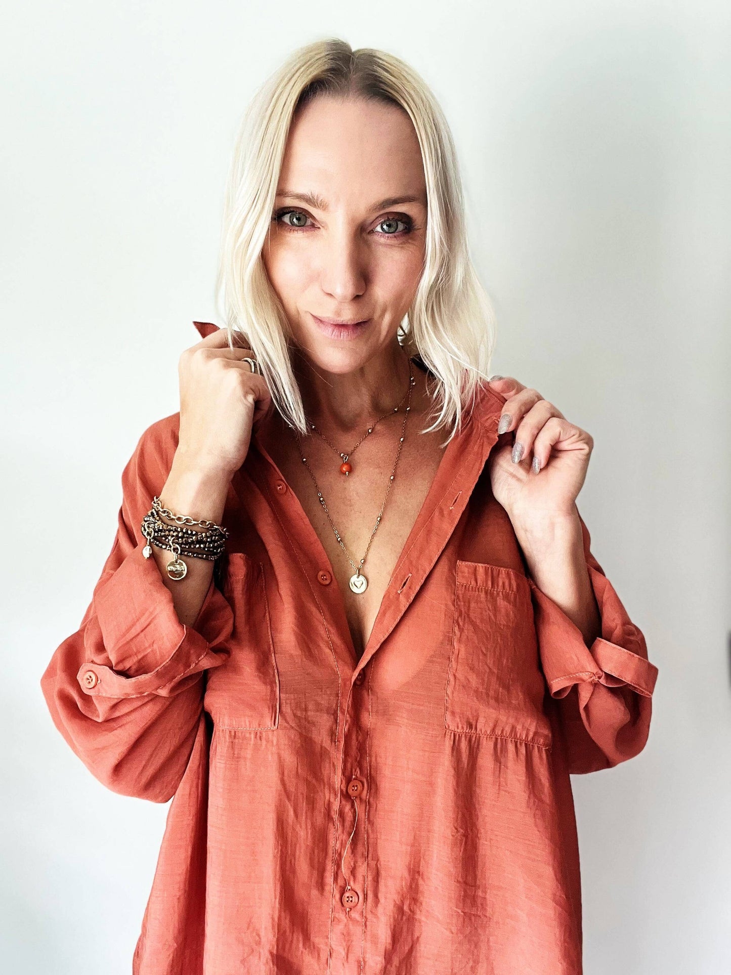 Katia Designs - HAVE FAITH | HEART | Dainty: Gold / Off-White Howlite Cross