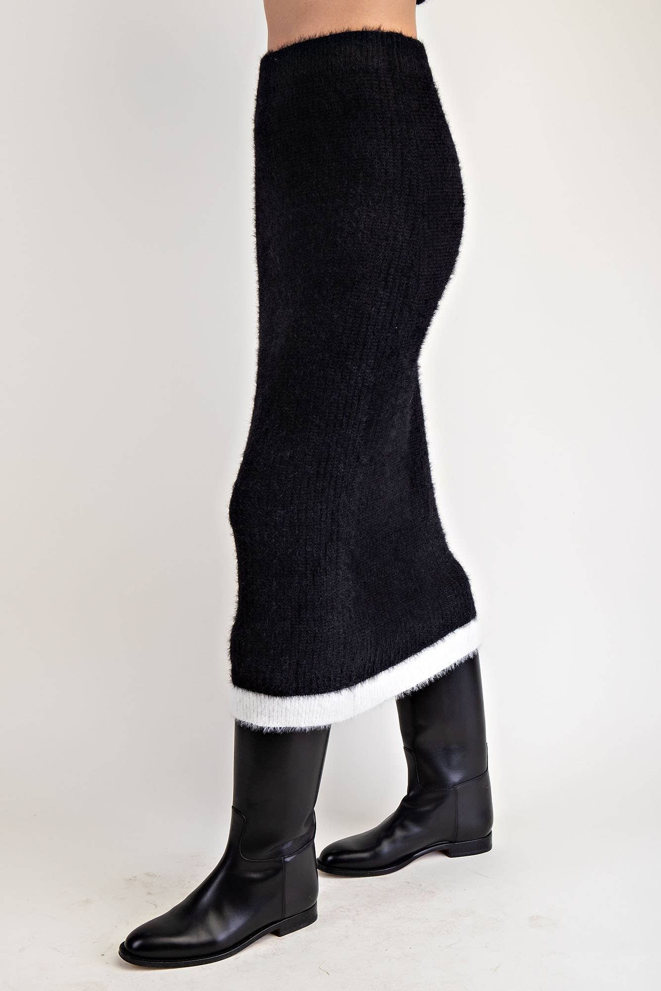 FUZZY SWEATER MIDI SKIRT WITH CONTRAST EDGE: Blk / S