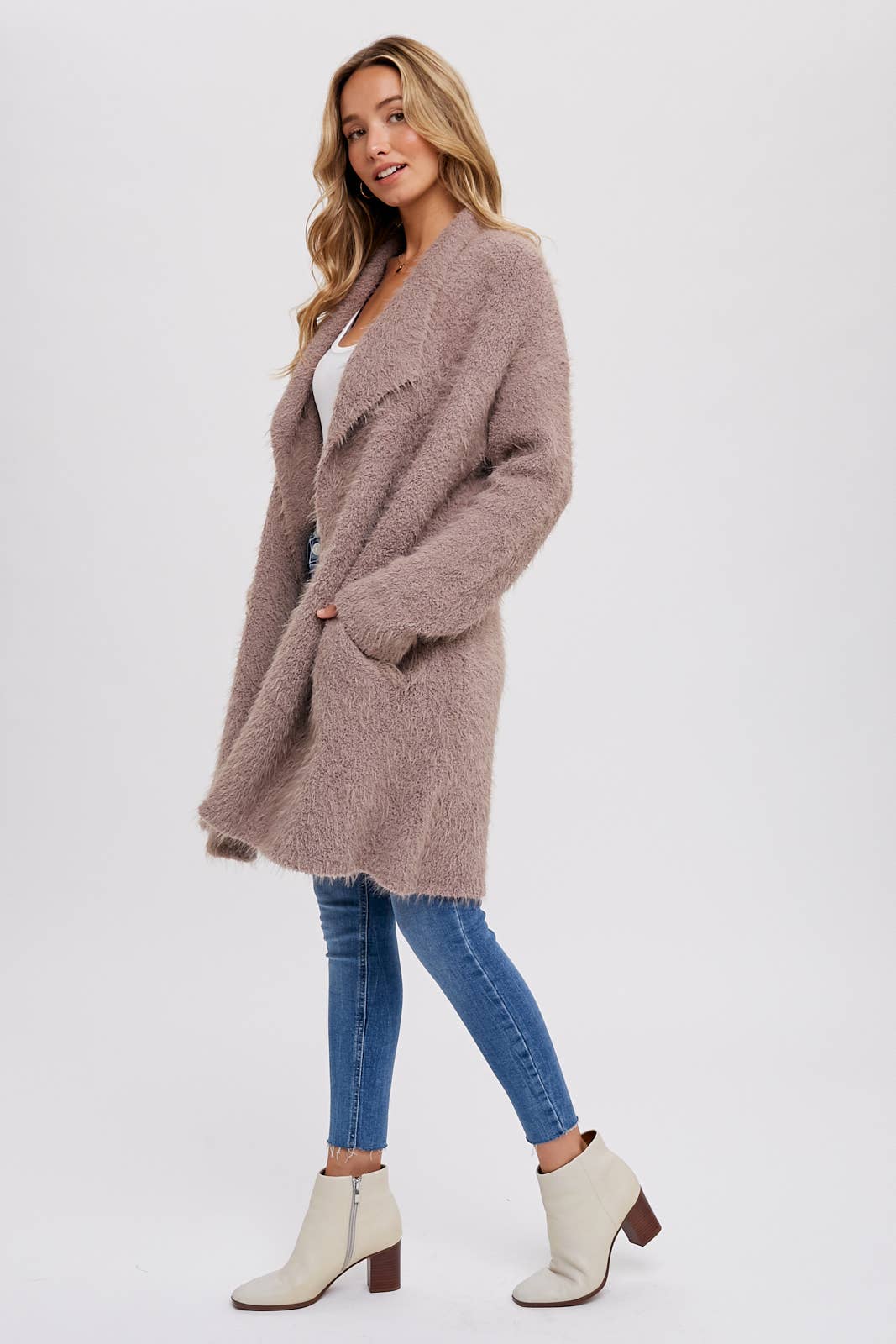 Bluivy - SOFT FUZZY DRAPE FRONT CARDIGAN: OATMEAL