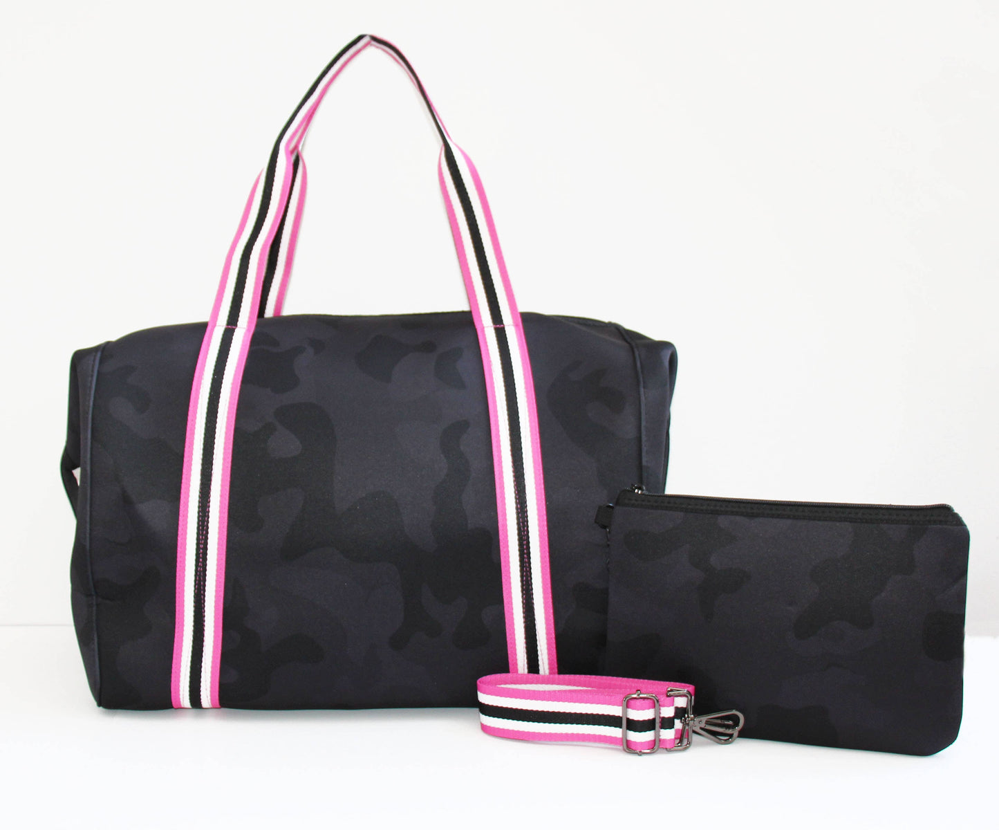 The Cassie Neoprene Weekender Hollywood  Black Camo /pink