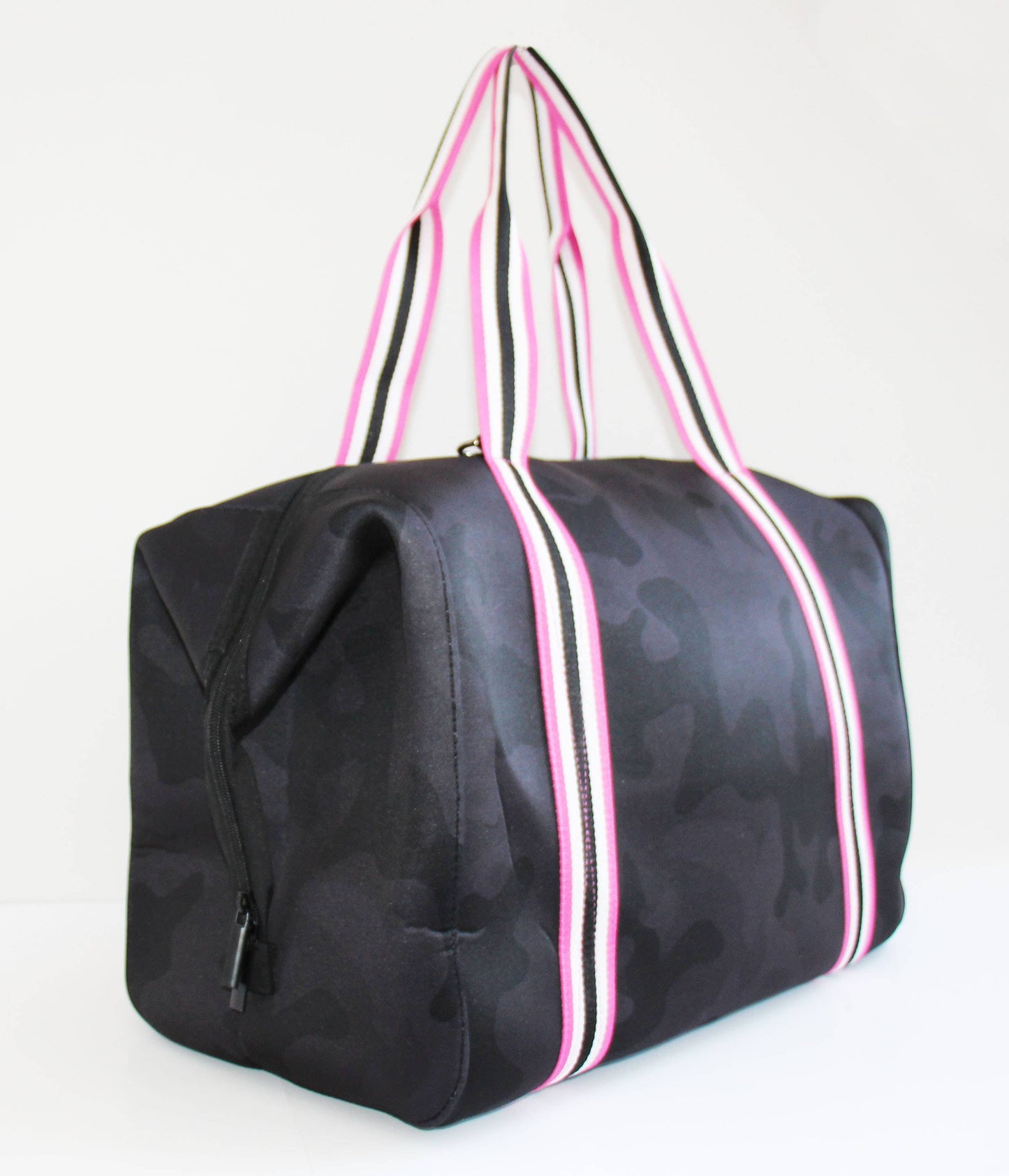 The Cassie Neoprene Weekender Hollywood  Black Camo /pink