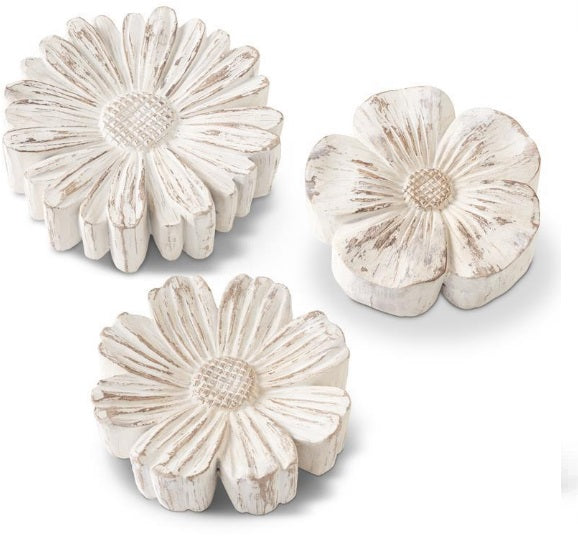 Resin Whitewashed Tabletop Daisies