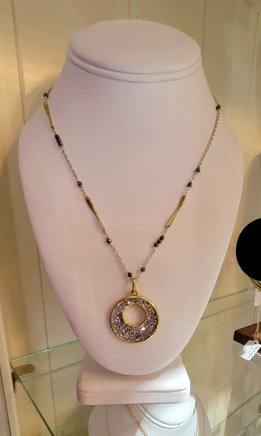 Kristal Aura Pendant with Lume Chain